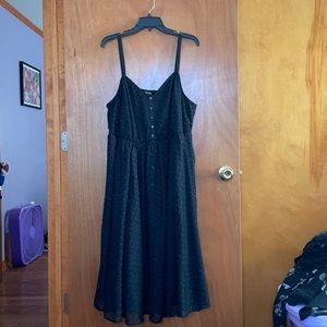 NWT Torrid size 2 midi dress